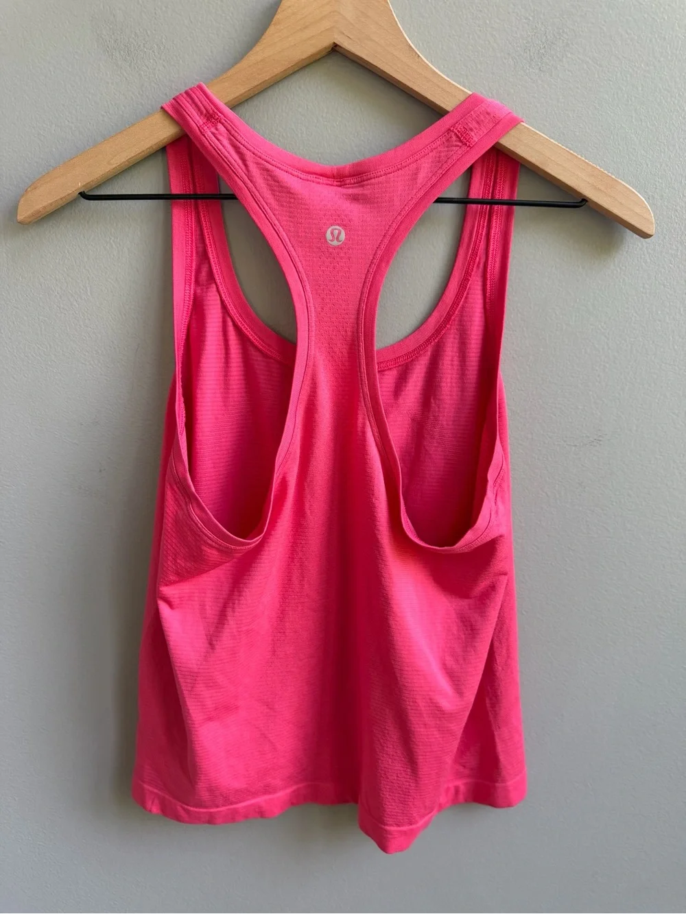 lululemon athletica lululemon swiftly